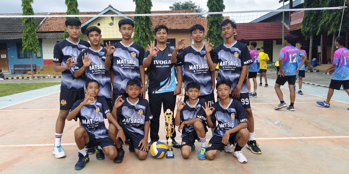 Tim Bola Voli MTs Negeri 3 Tegal Torehkan Prestasi dalam Turnamen Bola Voli