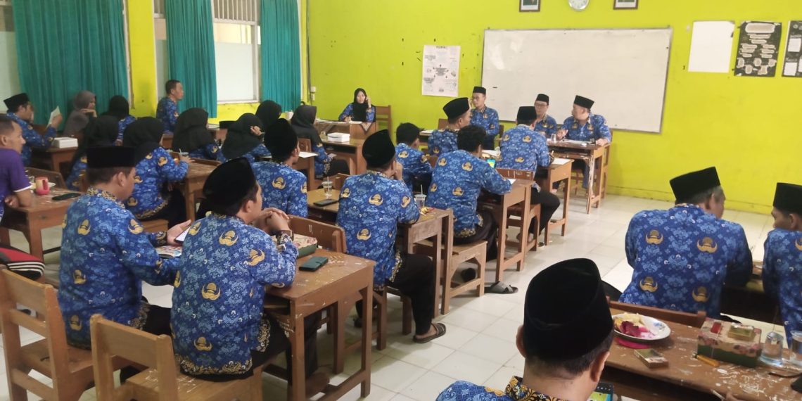 MTsN 1 Tegal Gelar Rapat Koordinasi Pelaksanaan Tes PPDBM, Wujudkan Seleksi Peserta Didik Baru yang Berkualitas